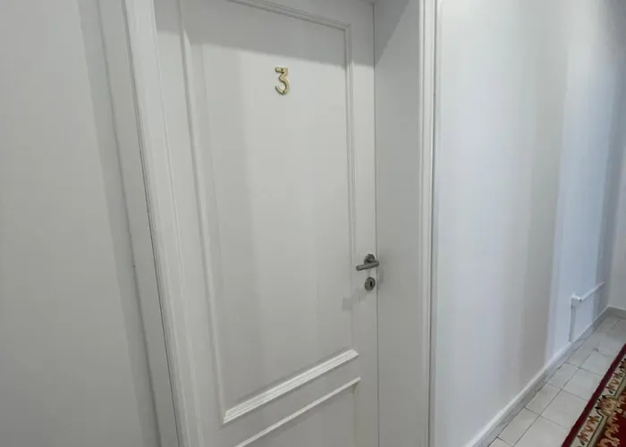 招待所 Sunset House *