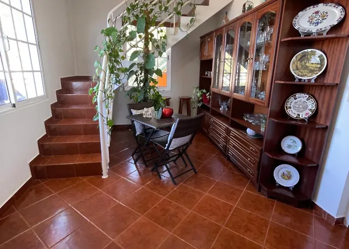 Sunset House 招待所