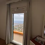 Sunset House * Arco da Calheta (Madeira)
