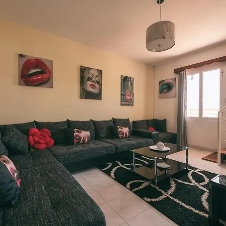 Sunset House Pensión *