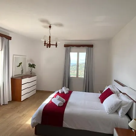 Pensión Sunset House *