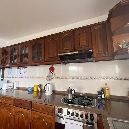 Sunset House בית הארחה *