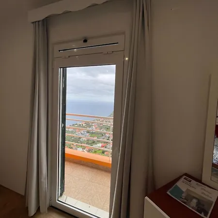 Sunset House * Arco da Calheta