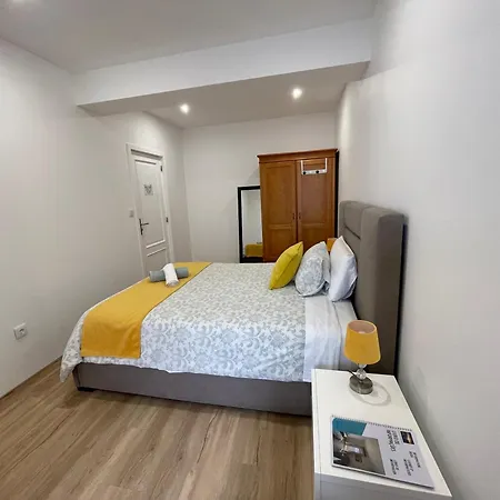 Sunset House Solo Traveller