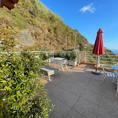 Sunset House Arco da Calheta (Madeira)